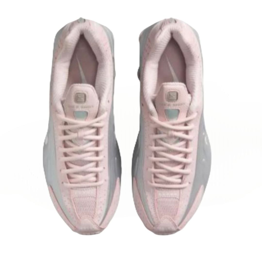 Nike shox R4 Barely rose metallic platinum"